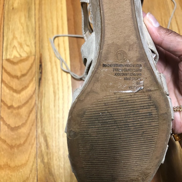 Sandals - Picture 2 of 2